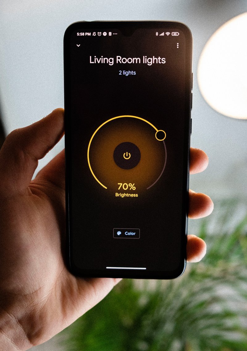 IoT And Mobile App Integration: Impact, Benefits, And Challenges 4 Photographer: Moritz Kindler | Source: Unsplash
