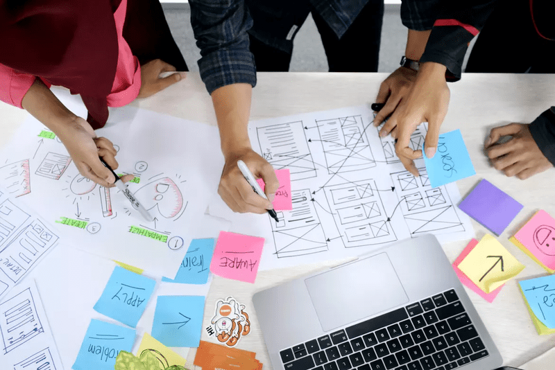 8 Best Practices To Improve SaaS UX/UI Design 1 Image from Unsplash by UX Indonesia