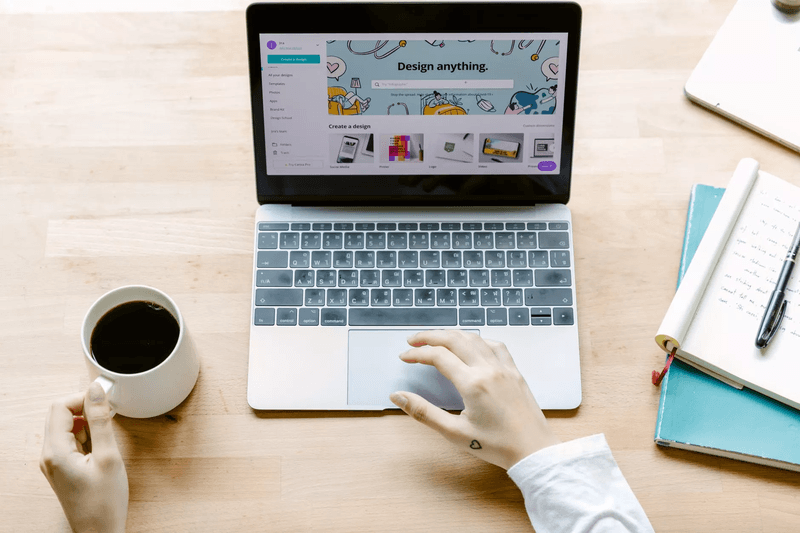 8 Best Practices To Improve SaaS UX/UI Design 2 Image from Pexels by Ketut Subiyanto