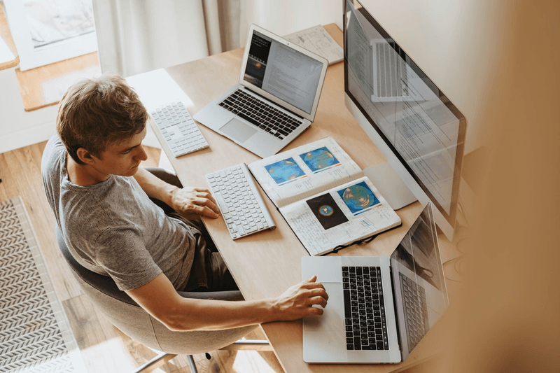 How To Pick The Best SaaS Development Company in 2022 1 Source: Pexels
