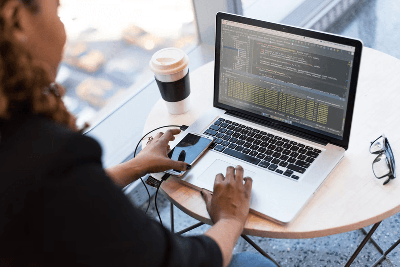 How To Design Software As A Service? The Complete Guide 1
